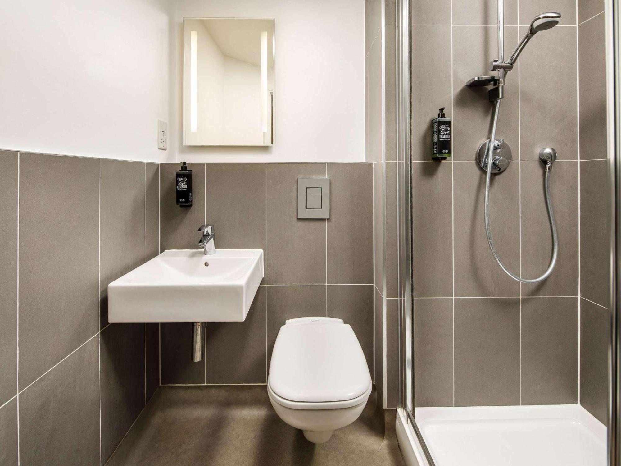 Ibis Budget לייסטר מראה חיצוני תמונה